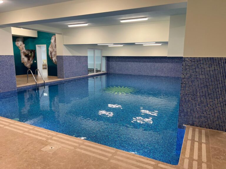 Piscina IN GRAND HOTEL Militari – Sectorul 6